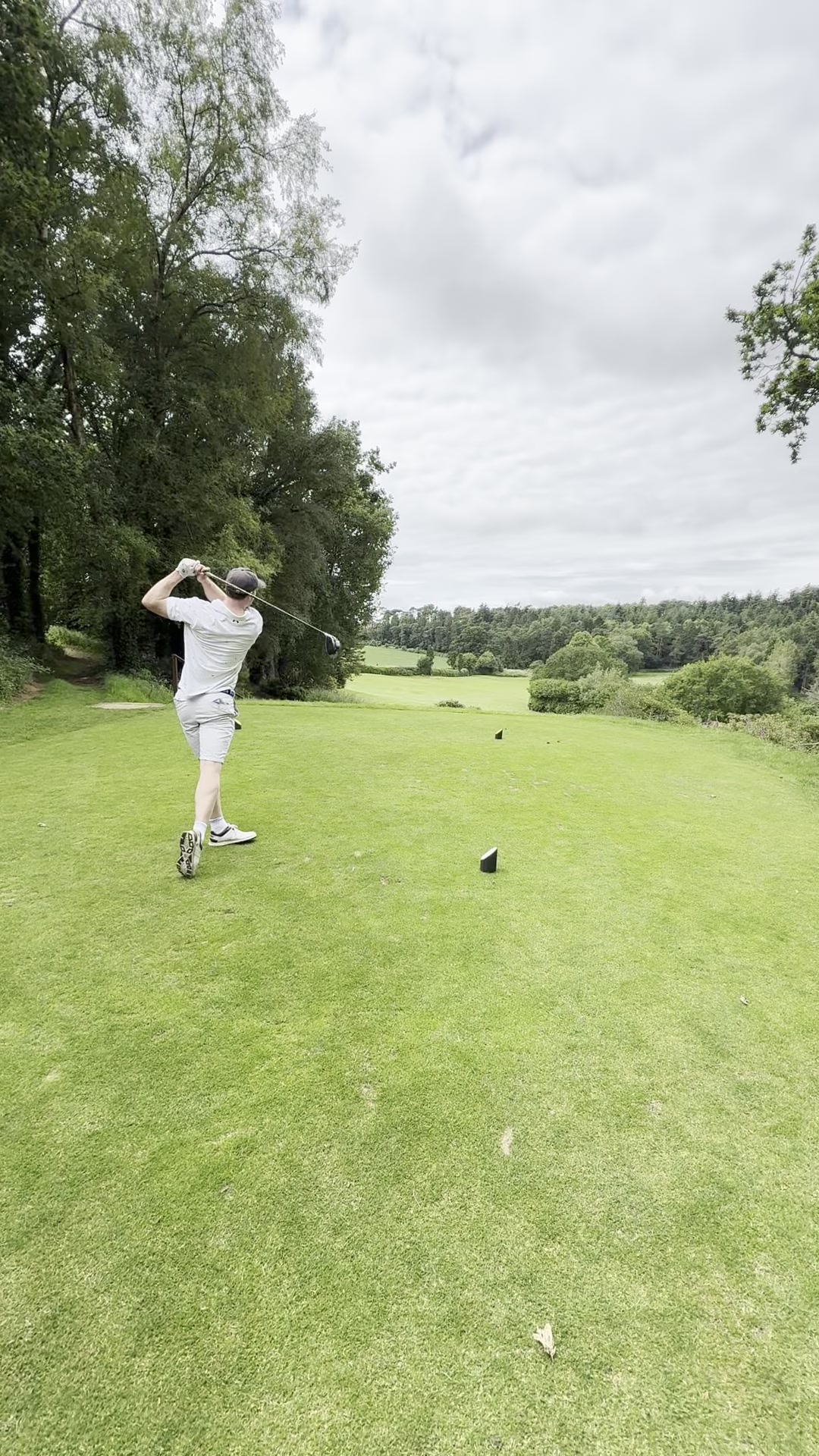 Tee shot